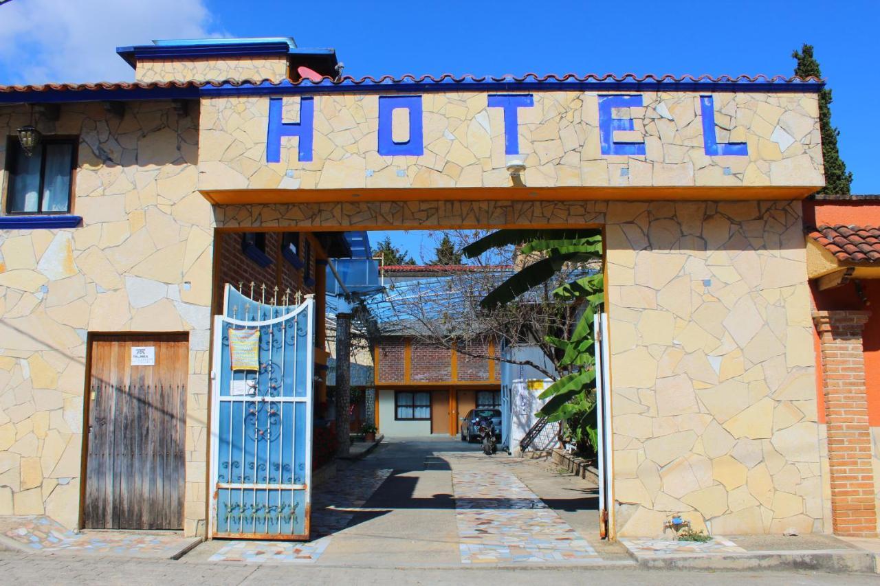 Hotel Alejandra San Felipe Ecatepec Exteriör bild